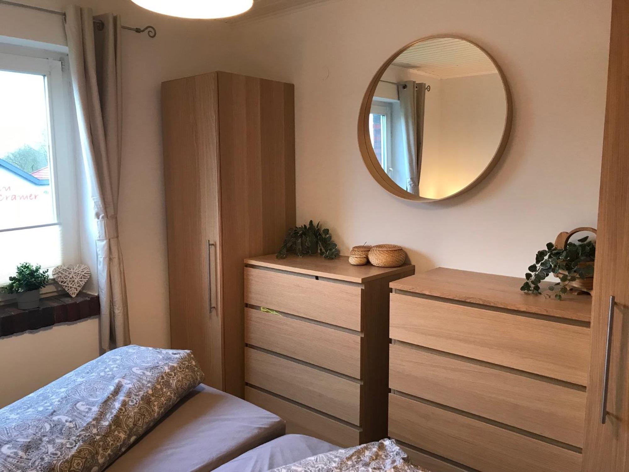 5 1/2 Penthouse Luv Und Lee *